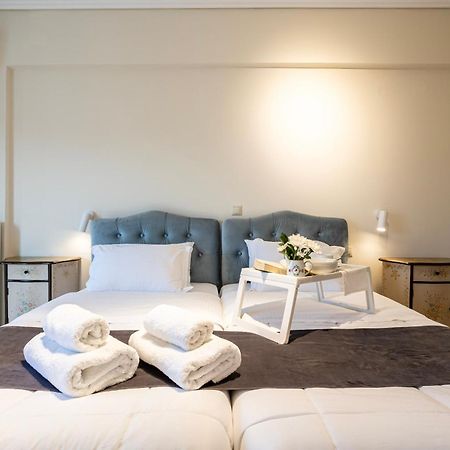 Villy'S Comfort Zone Apartments カラマタ エクステリア 写真